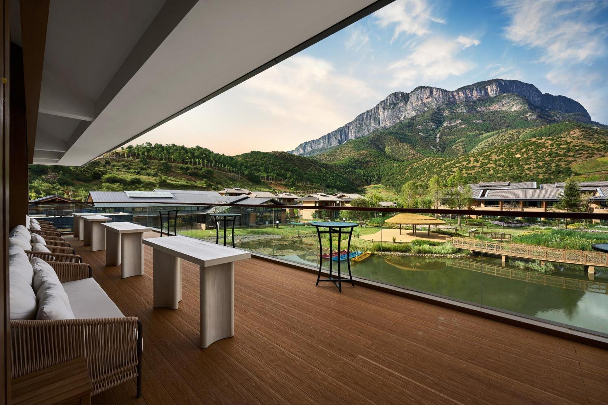 Hotel Indigo Lugu Lake By Ihg Lijiang  Exterior photo