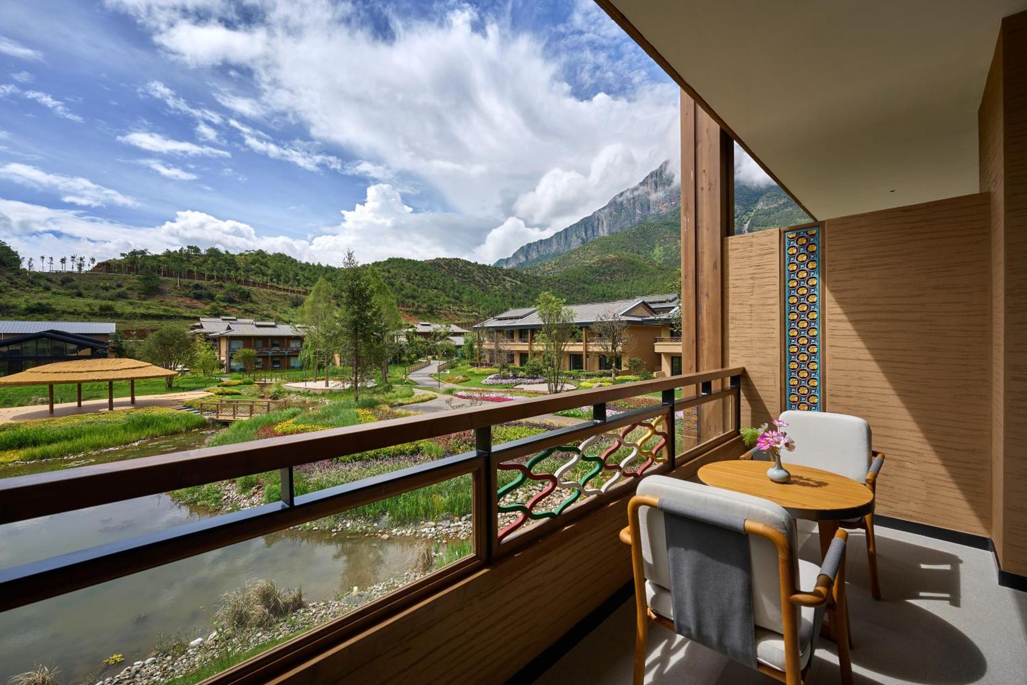 Hotel Indigo Lugu Lake By Ihg Lijiang  Exterior photo